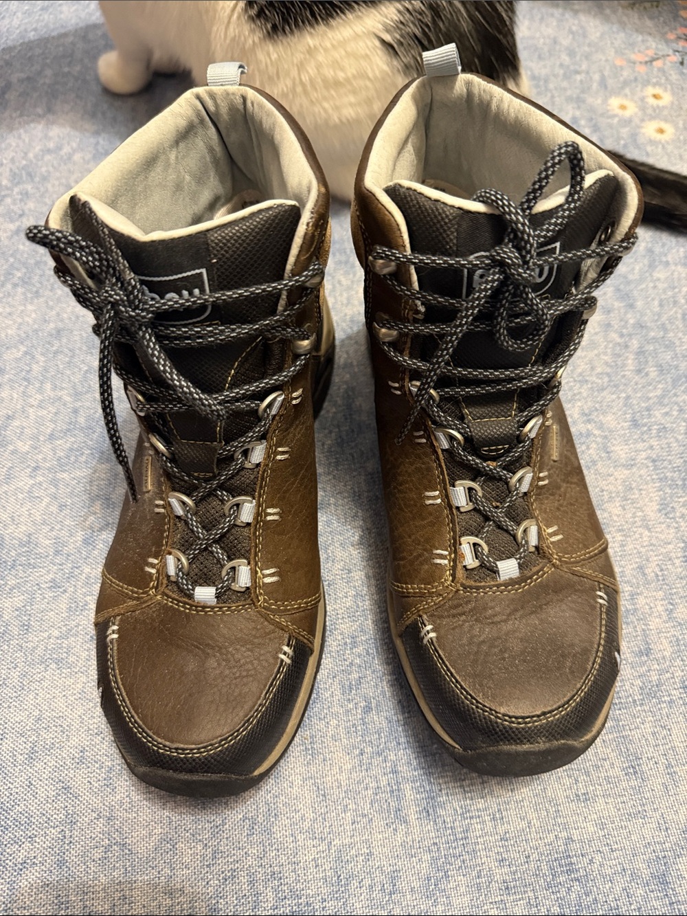 Brand new Ahnu hiking boots